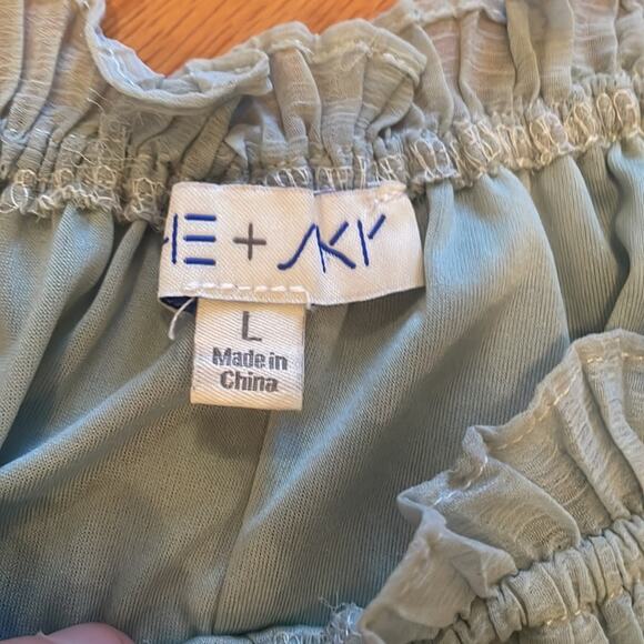 She + Sky pleated lined off the shoulder blouse mint green size large - Picture 4 of 6